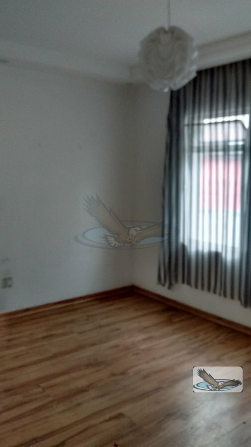 Casa para alugar com 3 quartos, 180m² - Foto 4