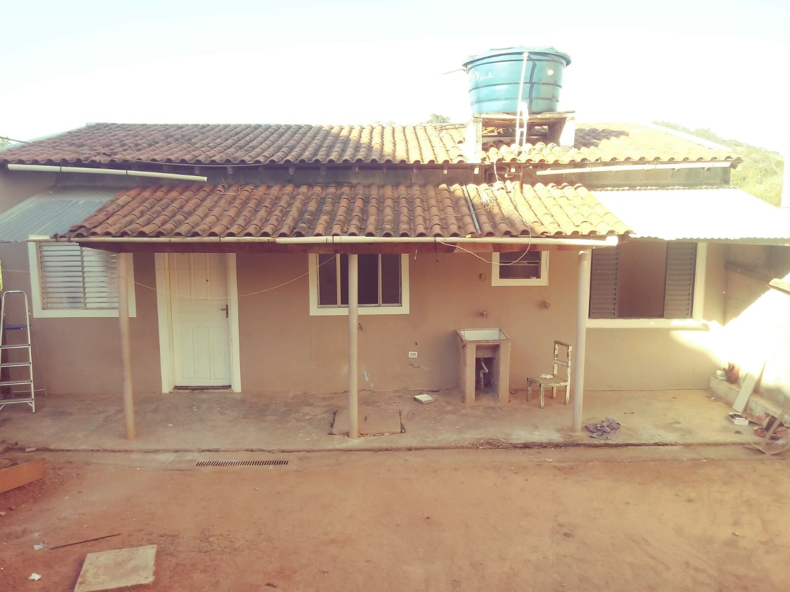 Casa à venda com 2 quartos, 250m² - Foto 3