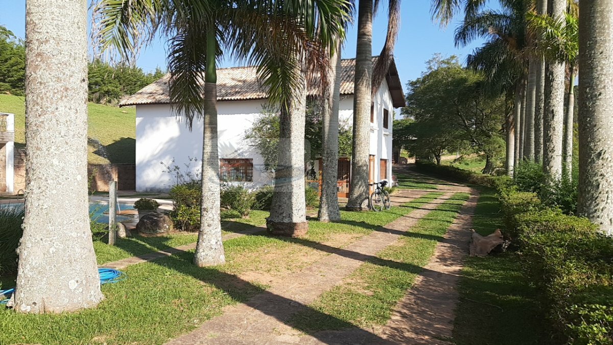 Fazenda à venda com 8 quartos, 100000m² - Foto 6