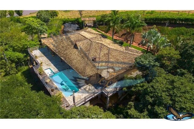 Fazenda à venda com 3 quartos, 25700m² - Foto 2