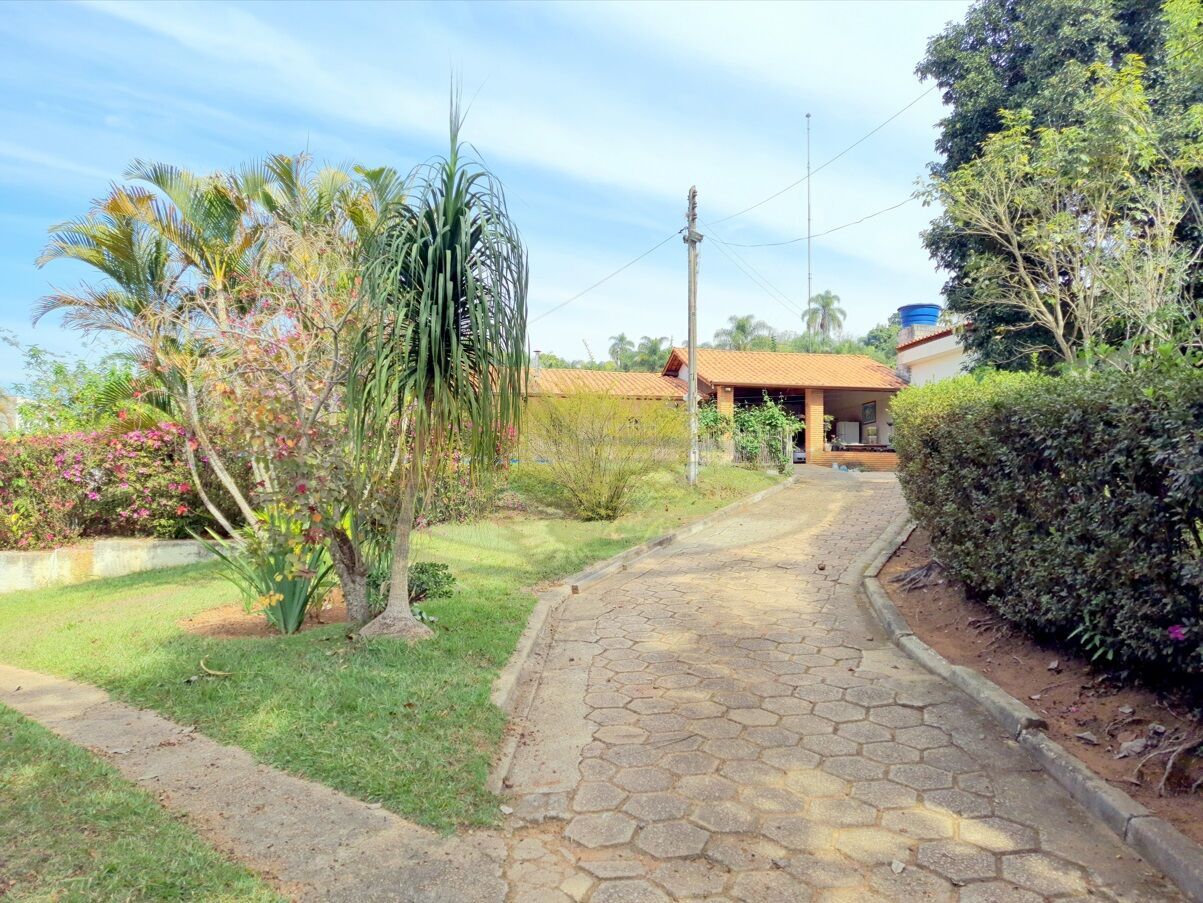 Chácara à venda com 3 quartos, 3157m² - Foto 11