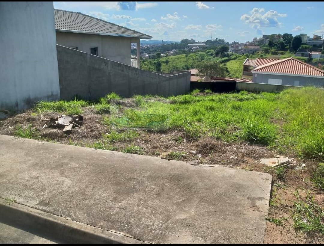 Terreno à venda, 250m² - Foto 1