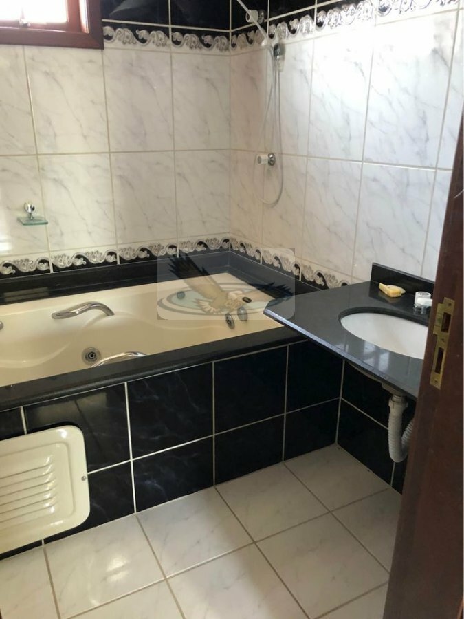 Casa à venda com 3 quartos, 250m² - Foto 12