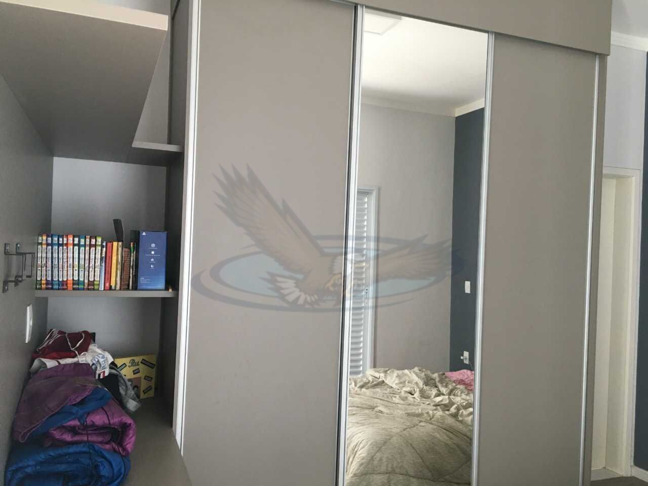 Casa à venda com 3 quartos, 239m² - Foto 4