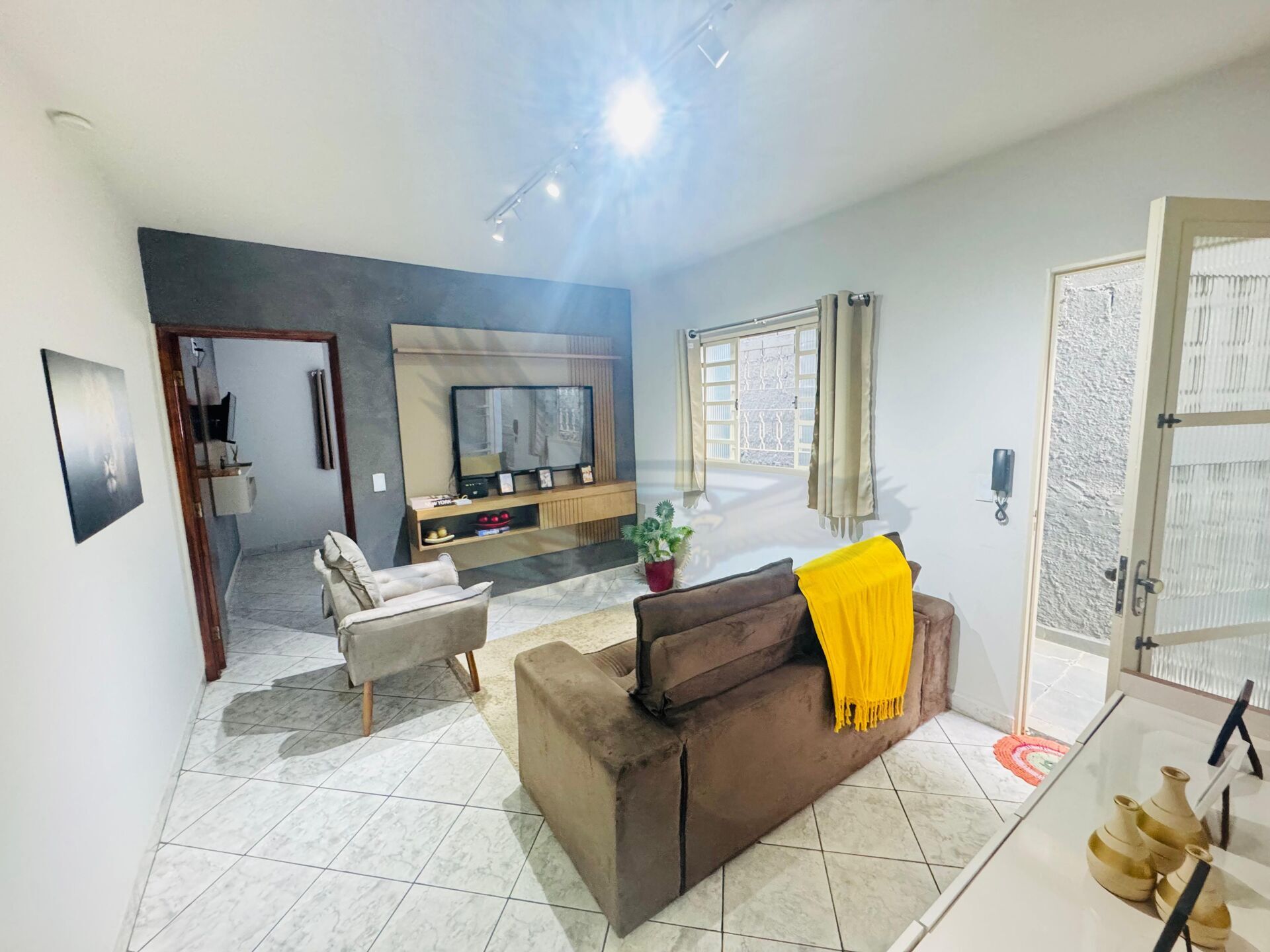 Casa, 2 quartos, 58 m² - Foto 1