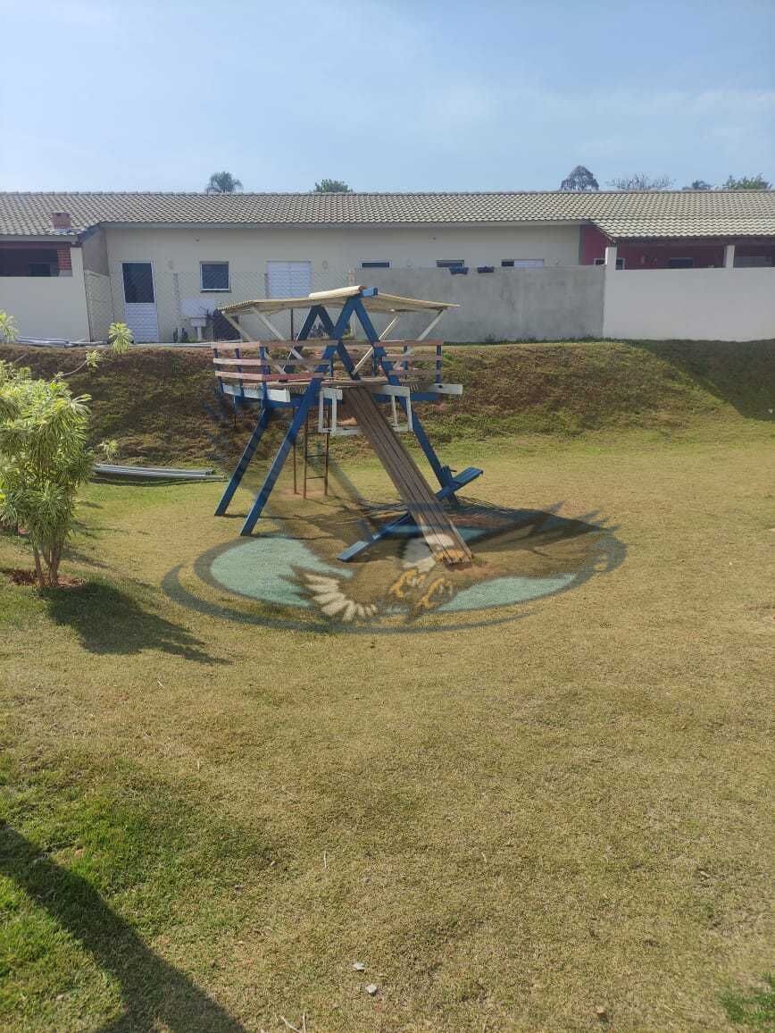 Casa à venda com 2 quartos, 45m² - Foto 17