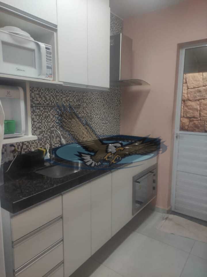 Casa à venda com 2 quartos, 45m² - Foto 3