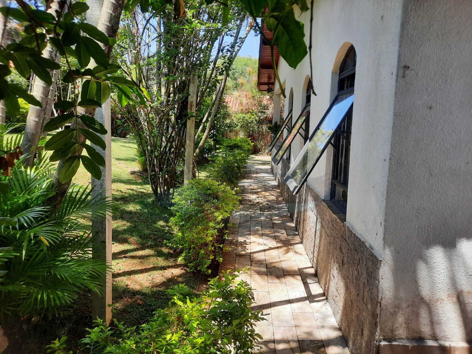 Casa à venda com 3 quartos, 177m² - Foto 4