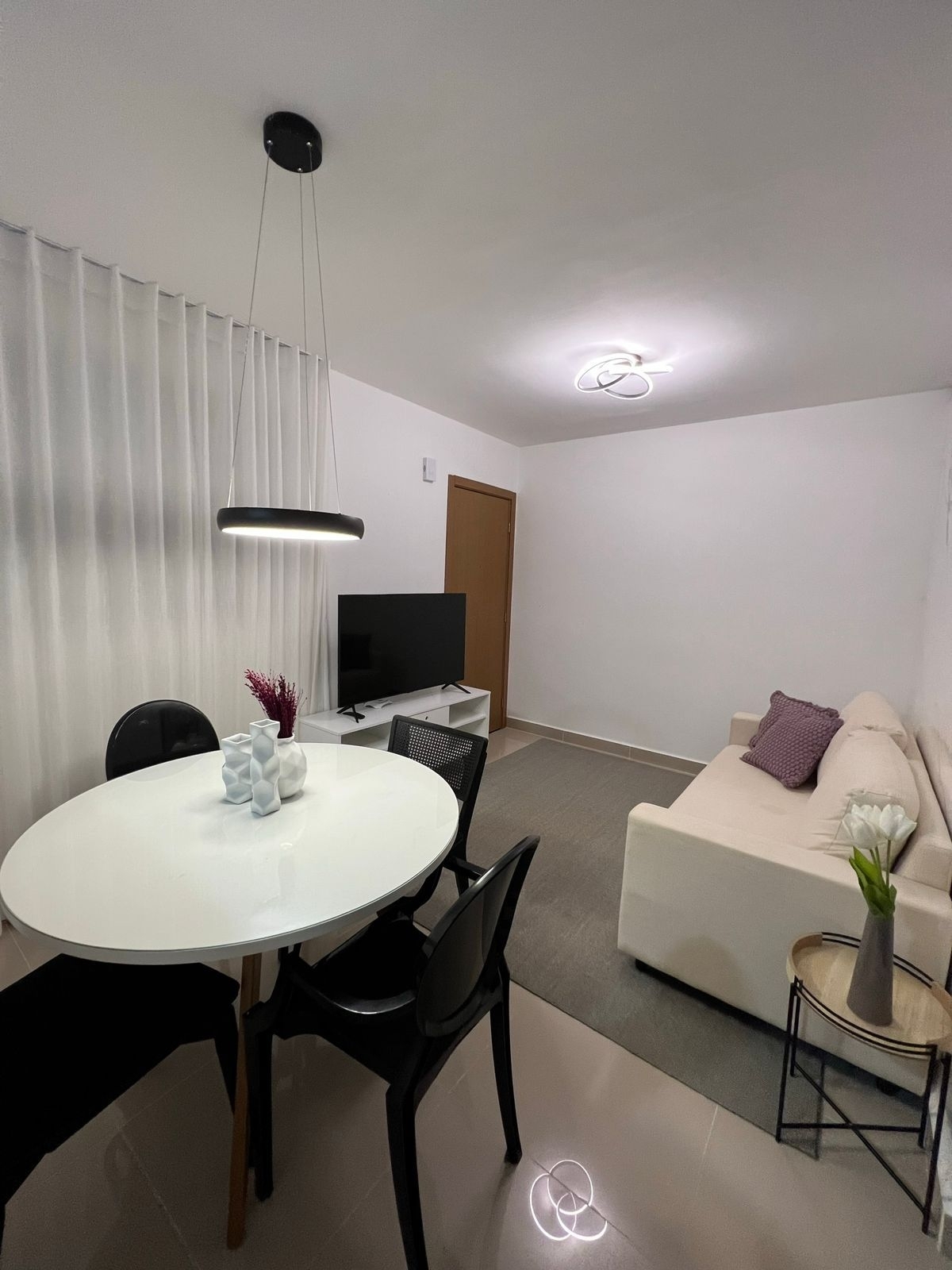 Apartamento à venda com 2 quartos, 49m² - Foto 2