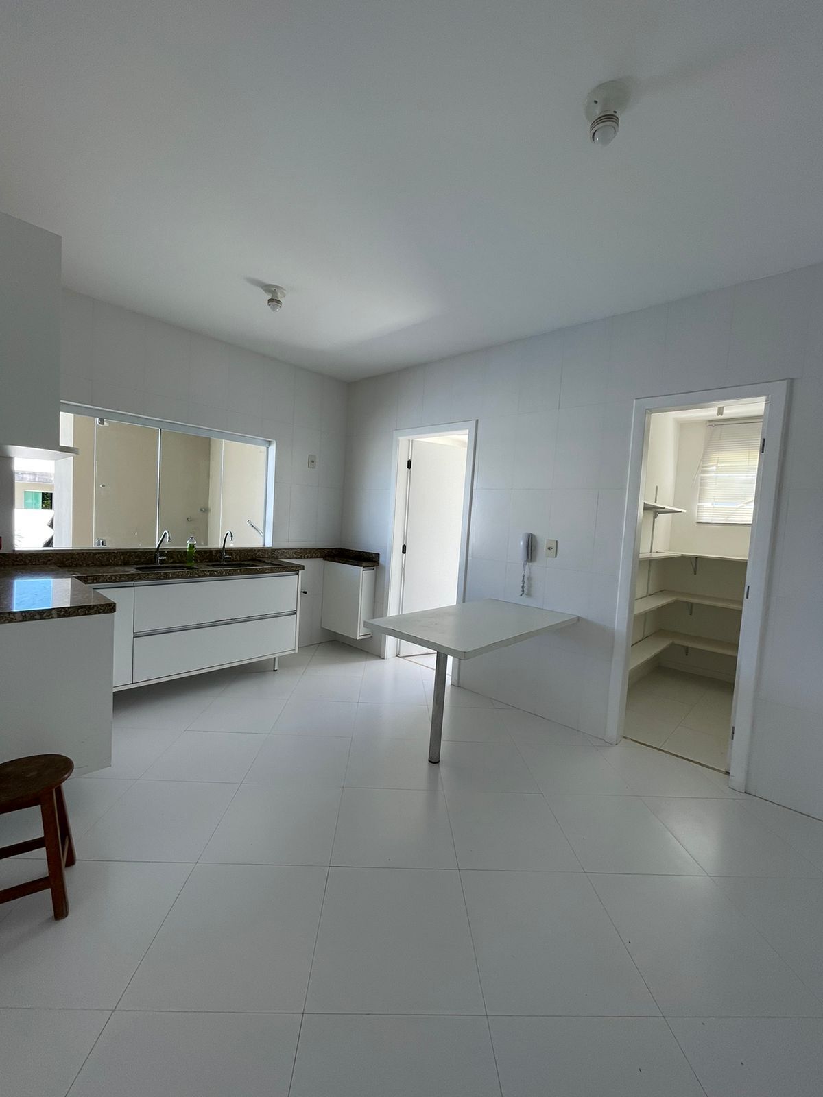 Casa à venda com 4 quartos, 270m² - Foto 10