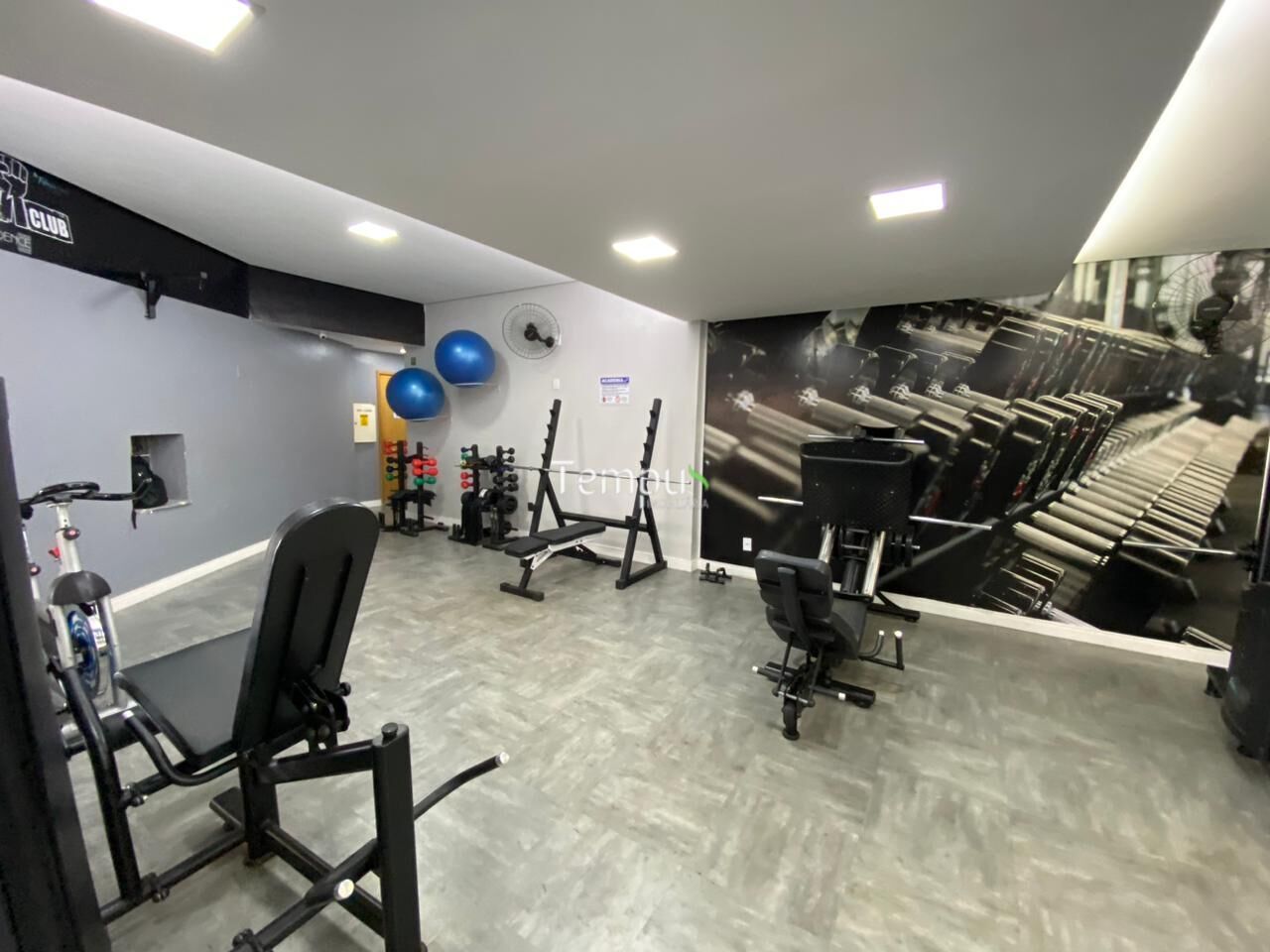 Apartamento à venda com 3 quartos, 86m² - Foto 19
