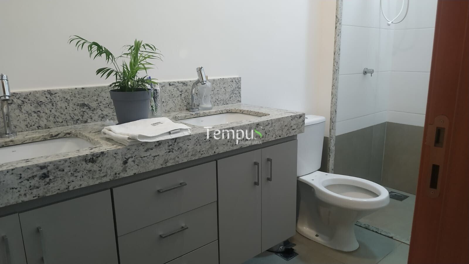 Casa à venda com 4 quartos, 300m² - Foto 43