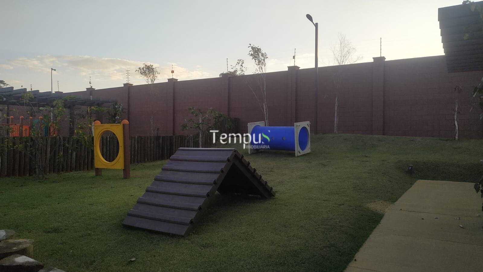 Casa à venda com 4 quartos, 300m² - Foto 71