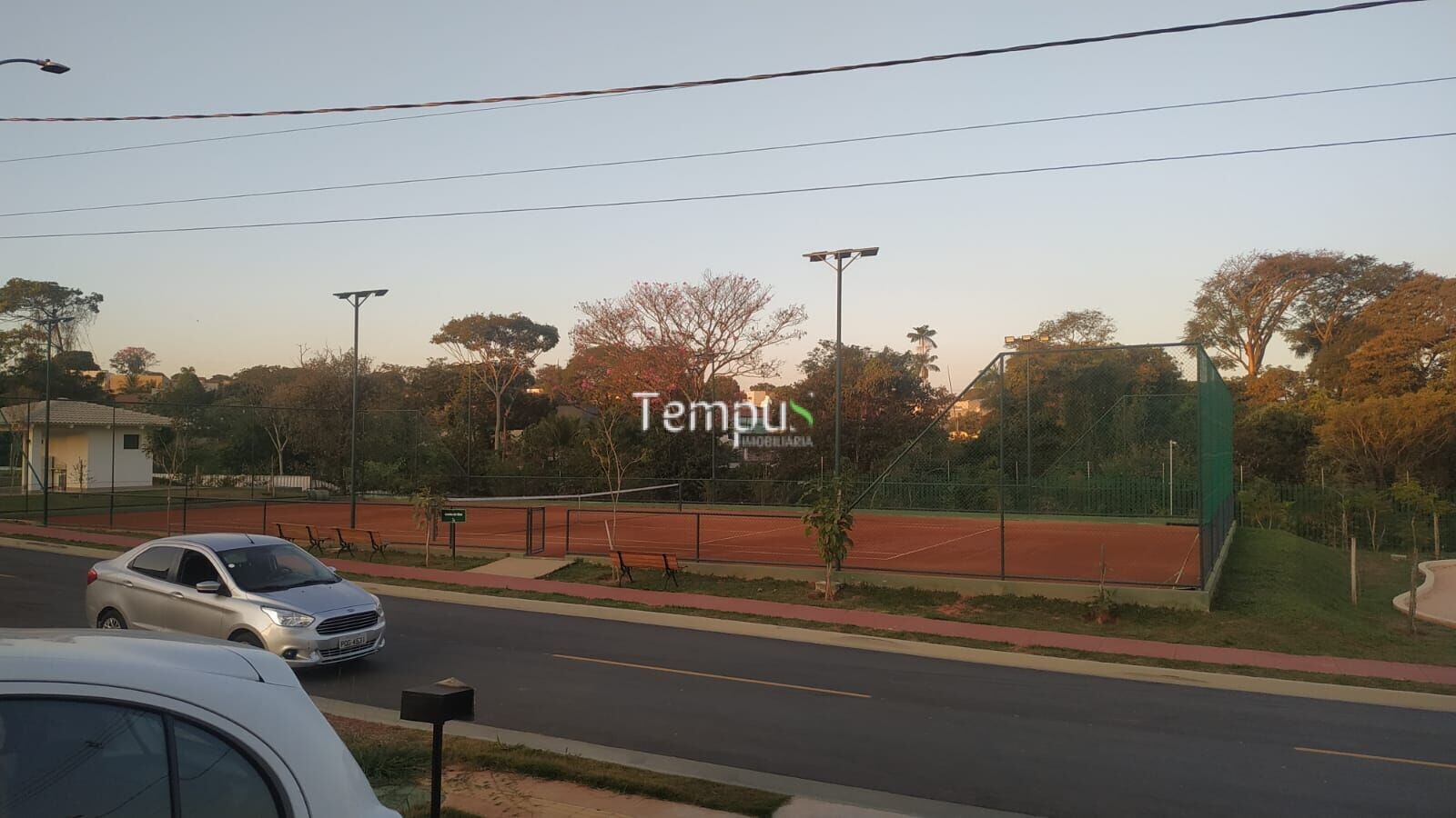 Casa à venda com 4 quartos, 300m² - Foto 57