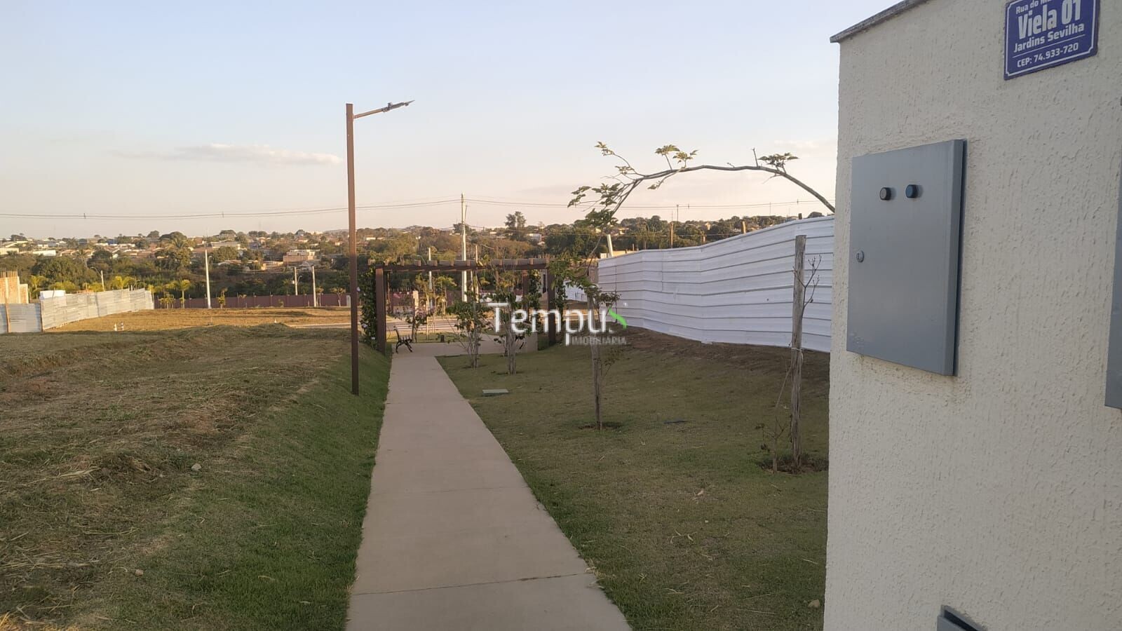 Casa à venda com 4 quartos, 300m² - Foto 76