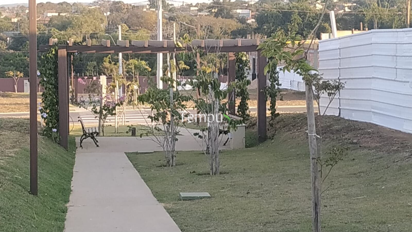 Casa à venda com 4 quartos, 300m² - Foto 75