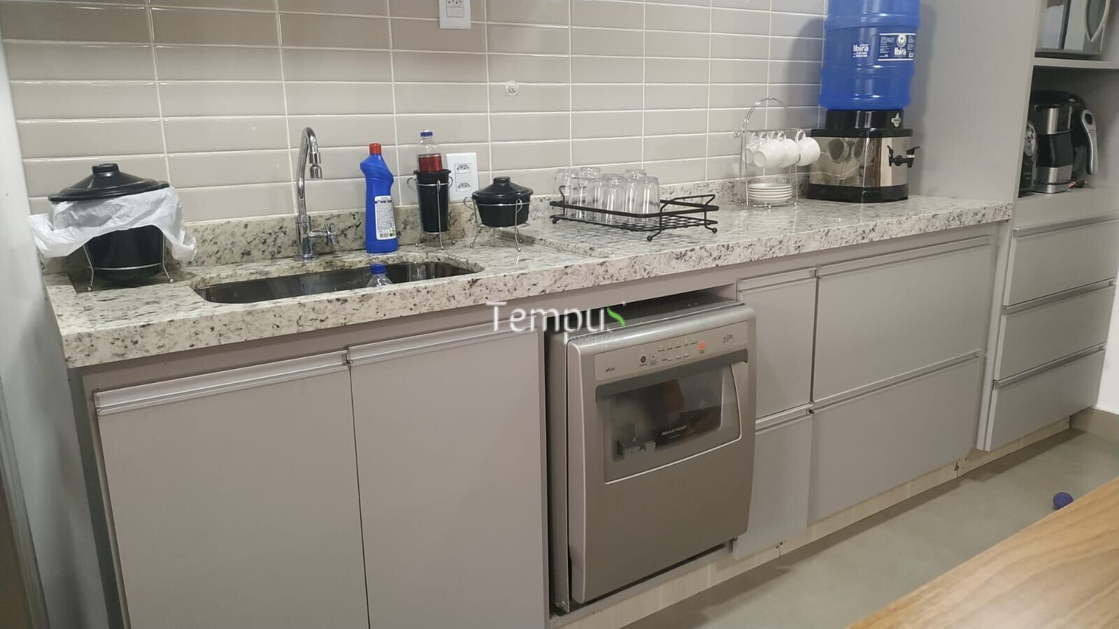 Casa à venda com 4 quartos, 300m² - Foto 54