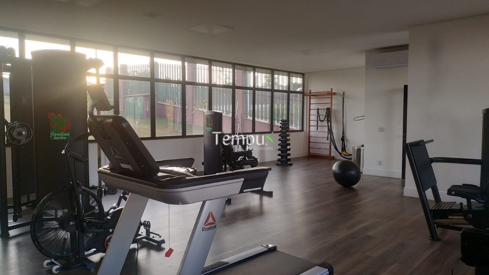 Casa à venda com 4 quartos, 300m² - Foto 68