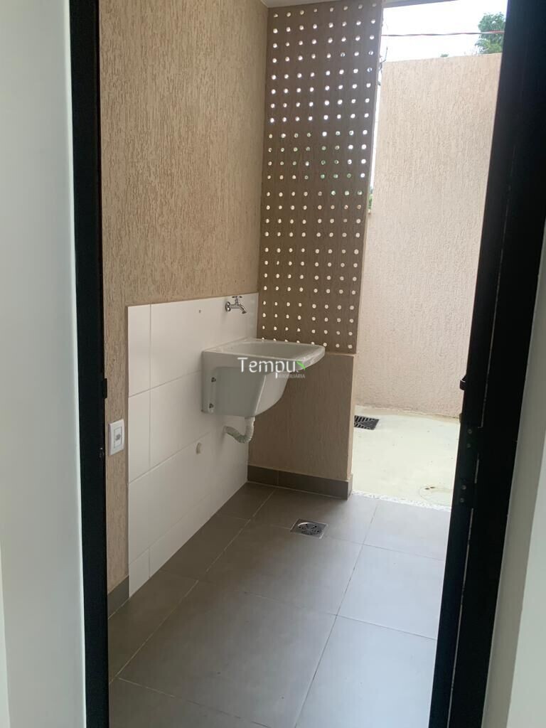 Casa à venda com 4 quartos, 300m² - Foto 40