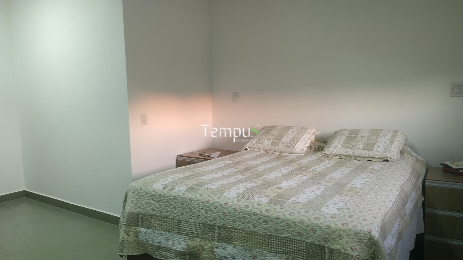 Casa à venda com 4 quartos, 300m² - Foto 46