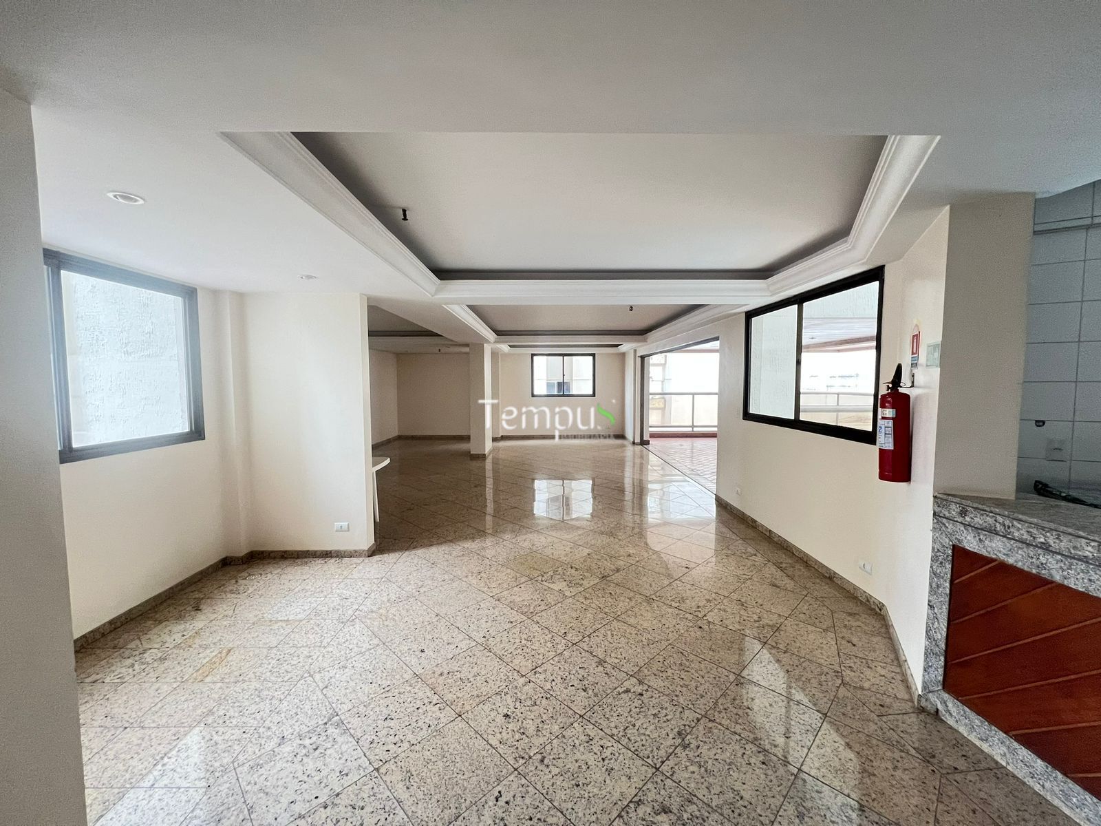 Apartamento à venda com 4 quartos, 218m² - Foto 43