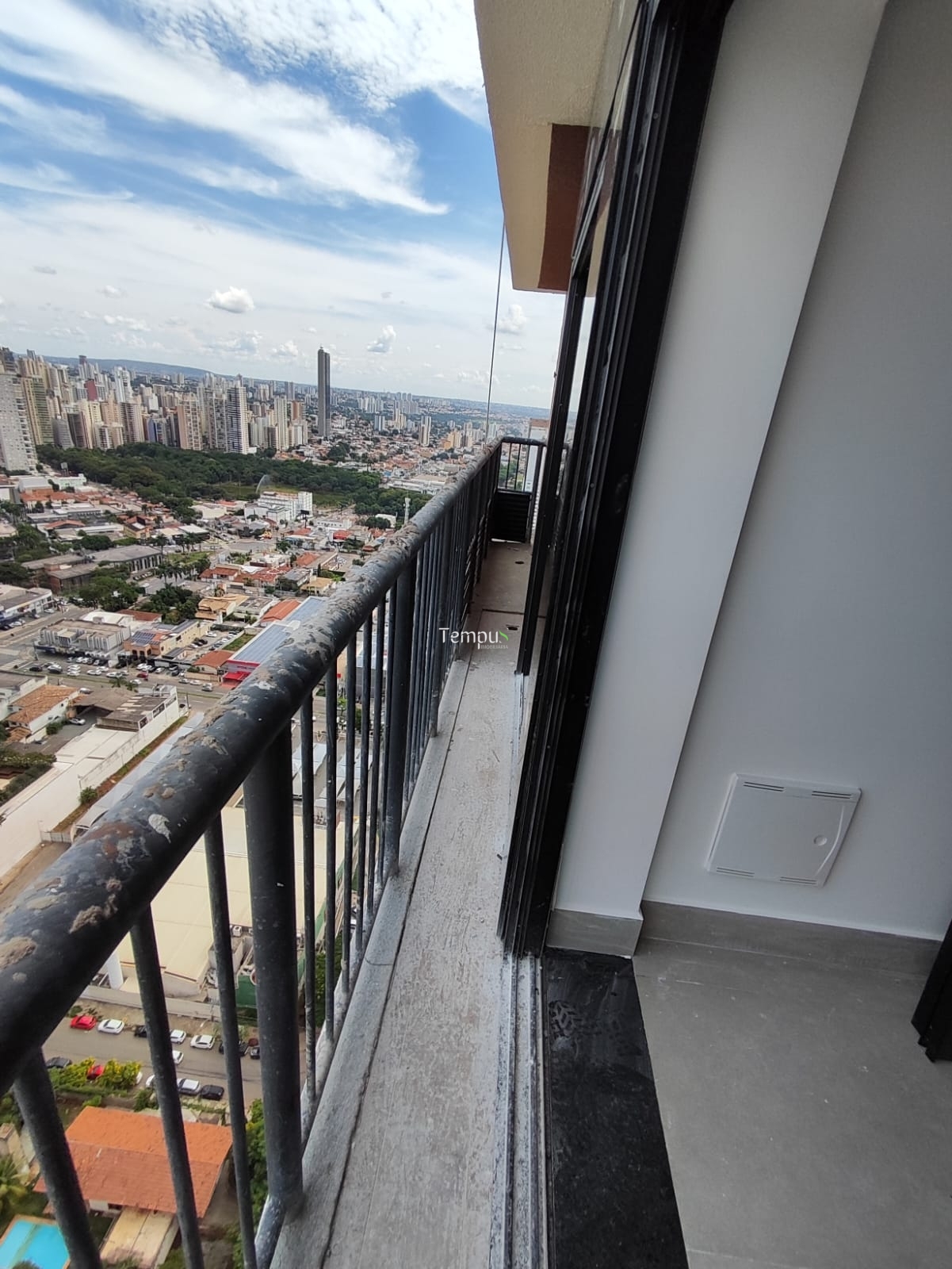 Apartamento à venda com 2 quartos, 75m² - Foto 46