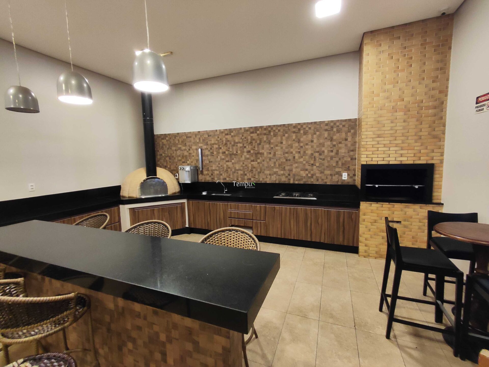 Apartamento à venda com 2 quartos, 69m² - Foto 43