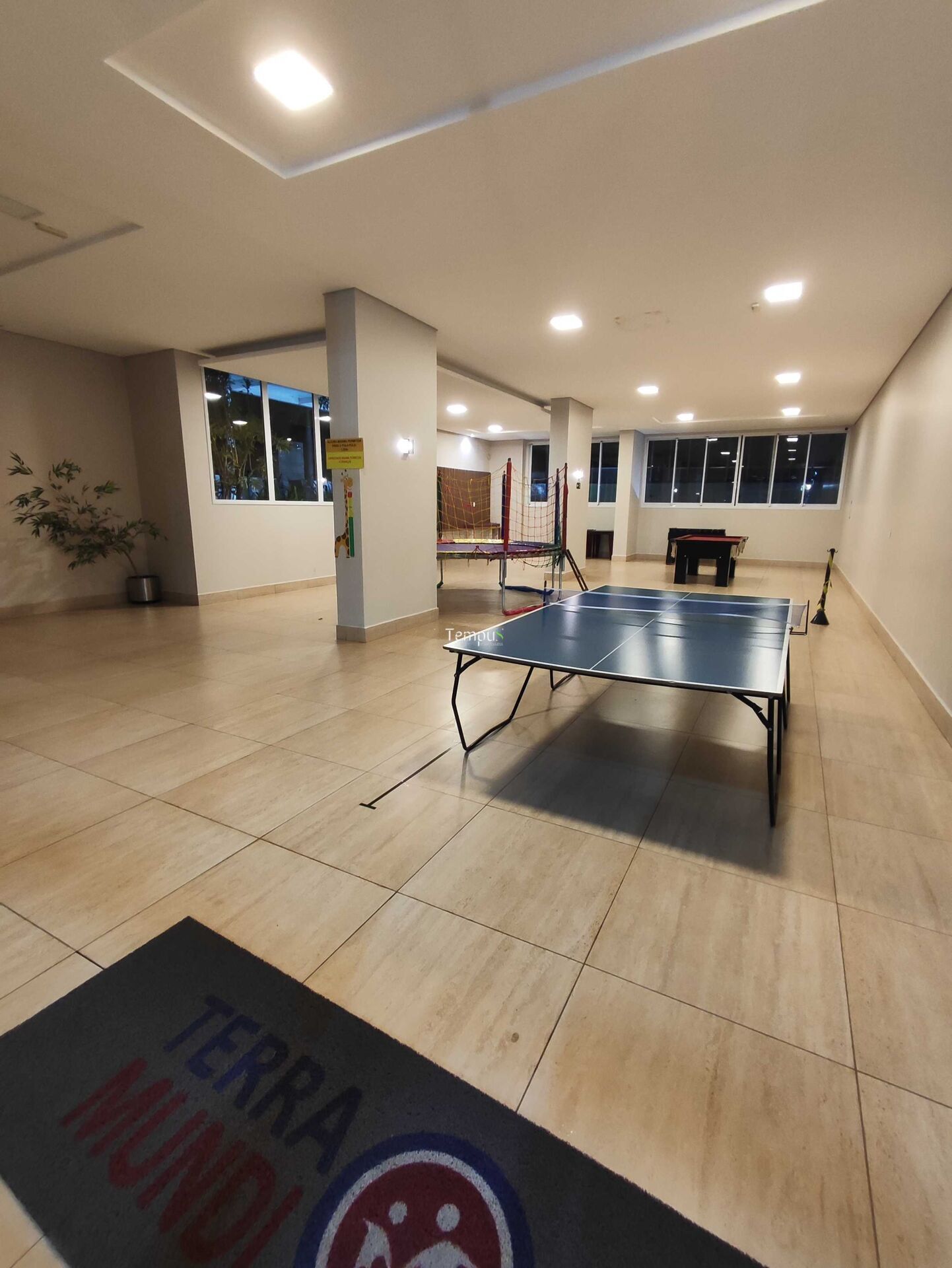 Apartamento à venda com 2 quartos, 69m² - Foto 50