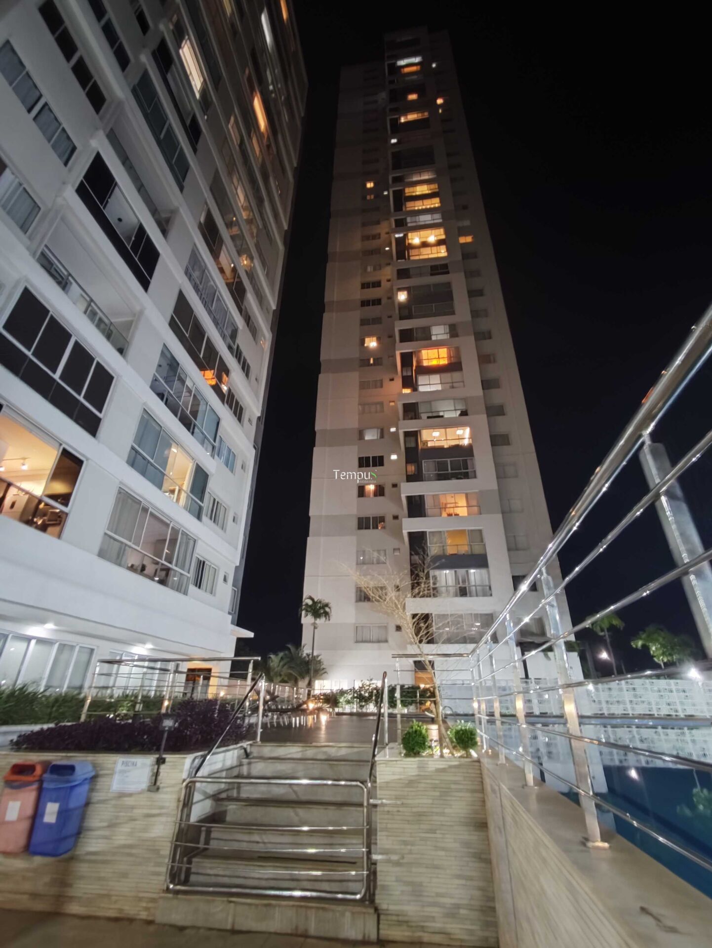 Apartamento à venda com 2 quartos, 69m² - Foto 53