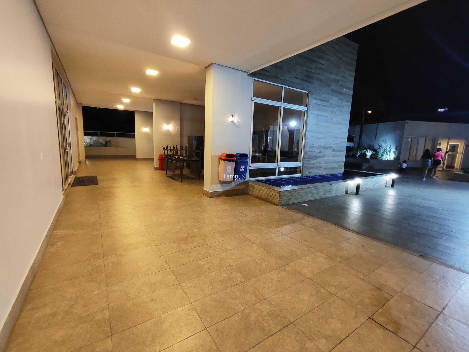 Apartamento à venda com 2 quartos, 69m² - Foto 46