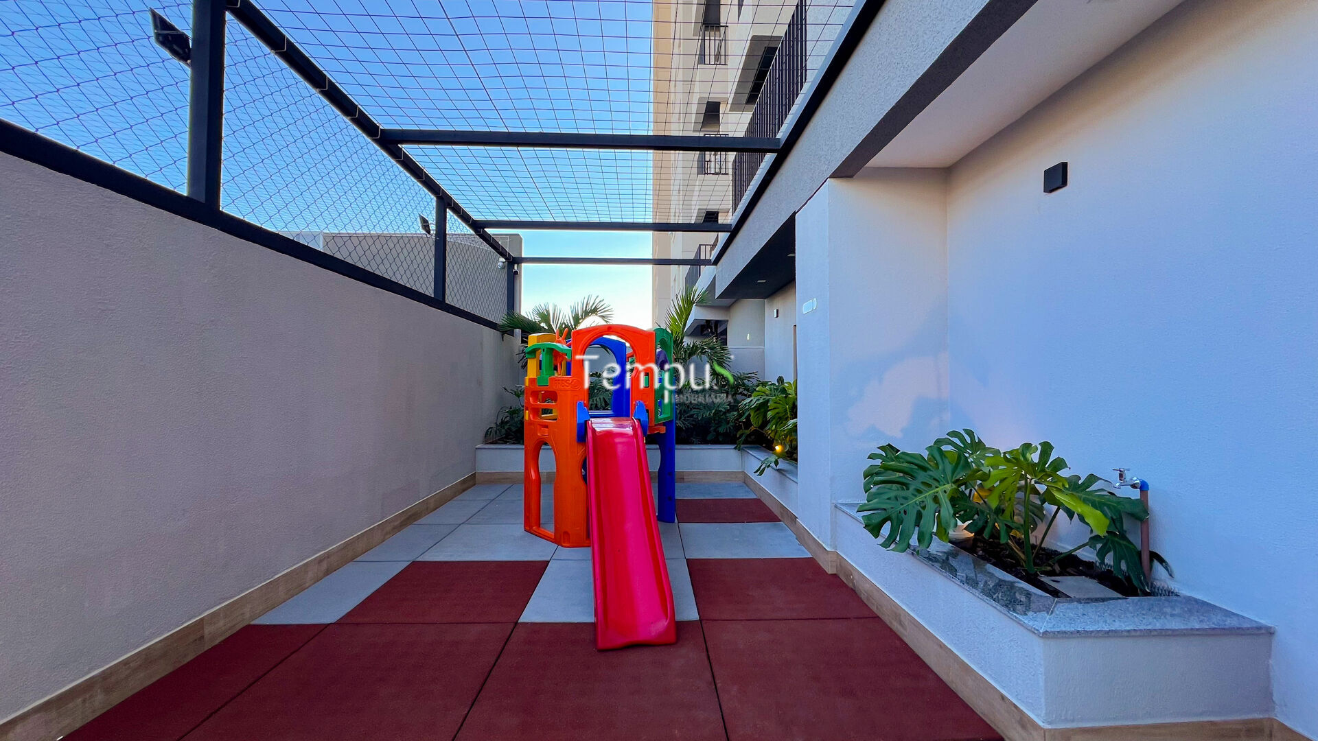 Apartamento à venda com 2 quartos, 62m² - Foto 57