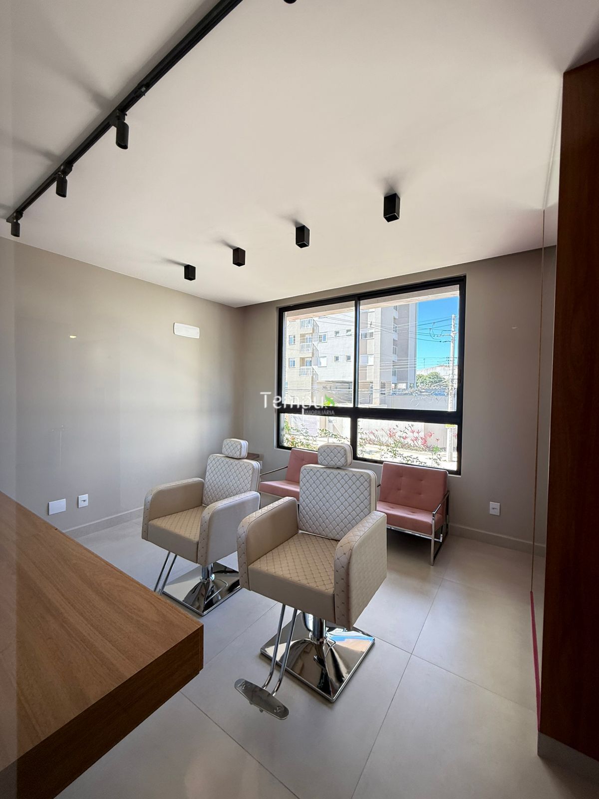 Apartamento à venda com 2 quartos, 62m² - Foto 18