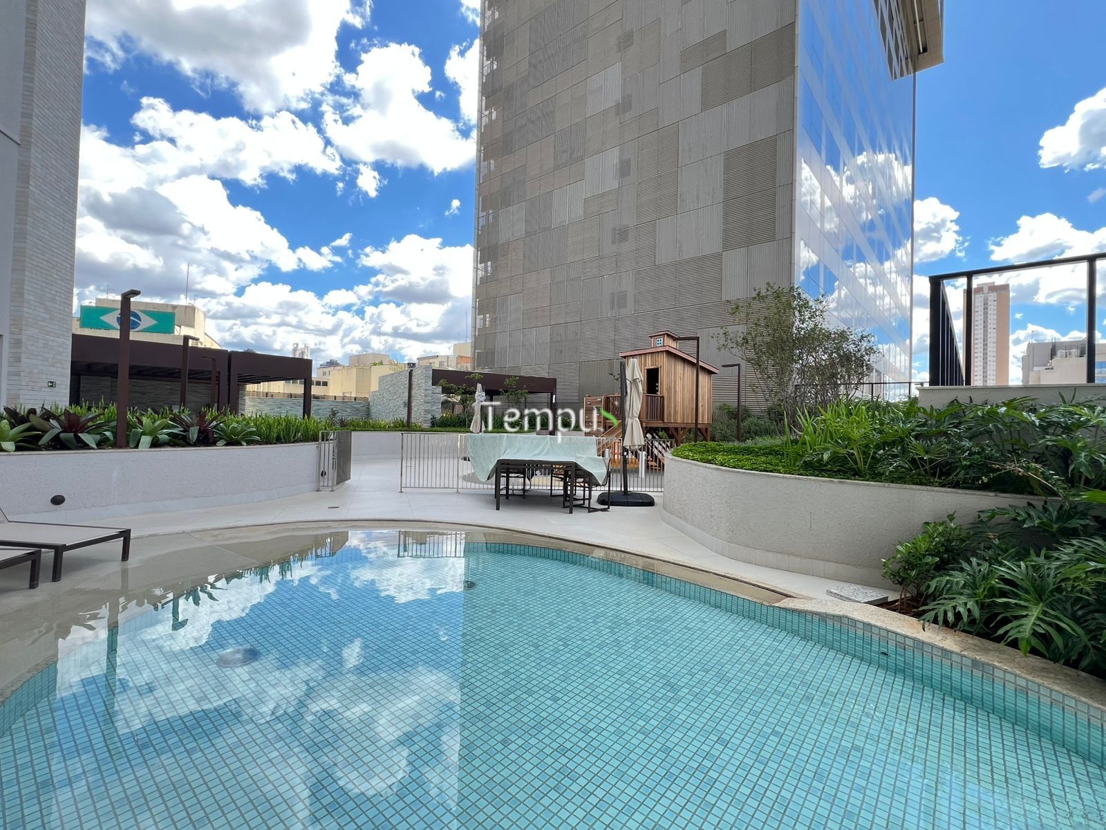 Apartamento à venda com 3 quartos, 105m² - Foto 28