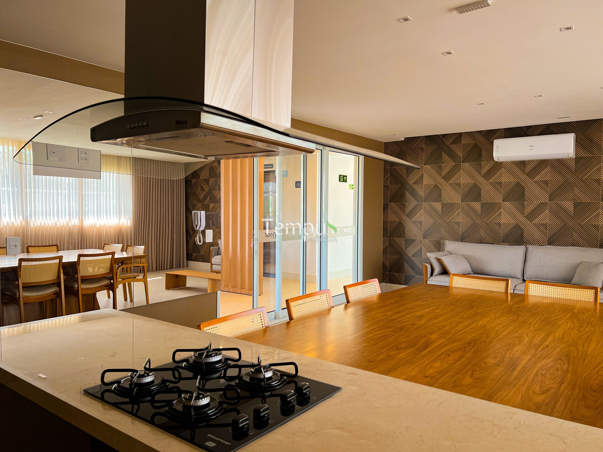 Apartamento à venda com 2 quartos, 64m² - Foto 17