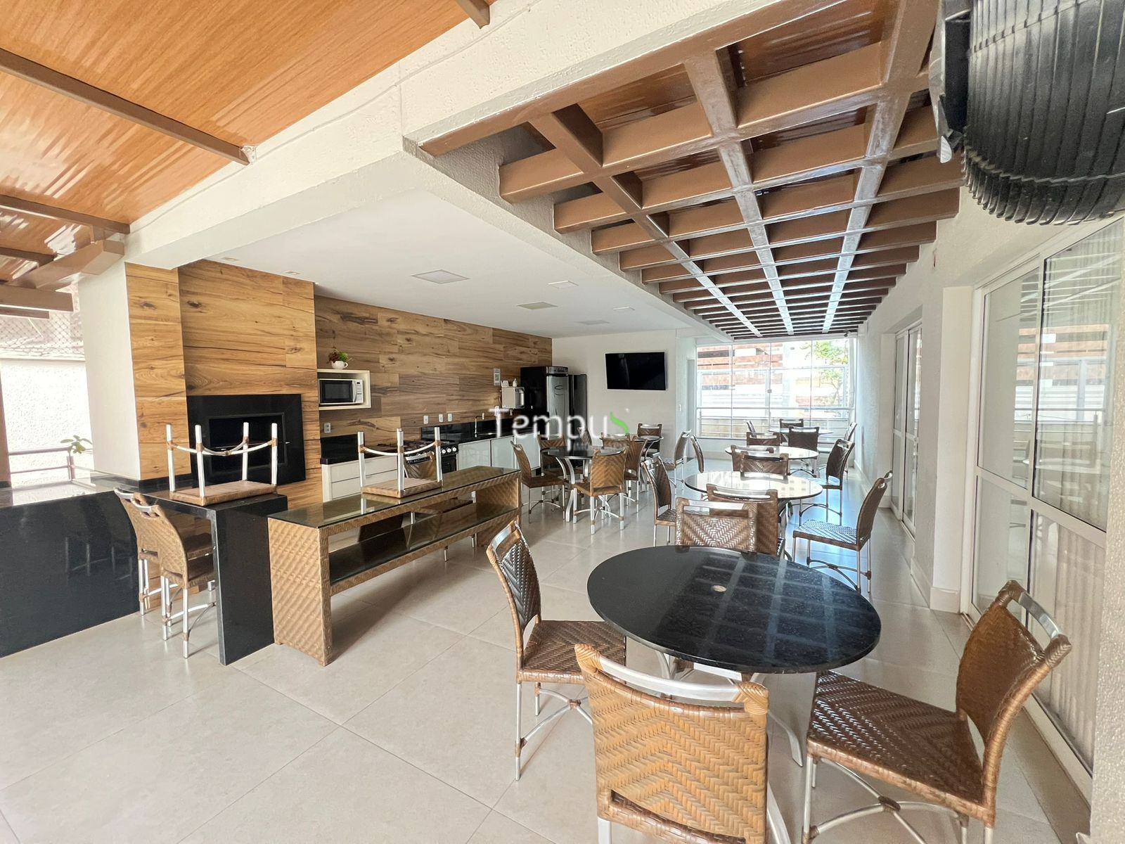 Apartamento à venda com 3 quartos, 150m² - Foto 17