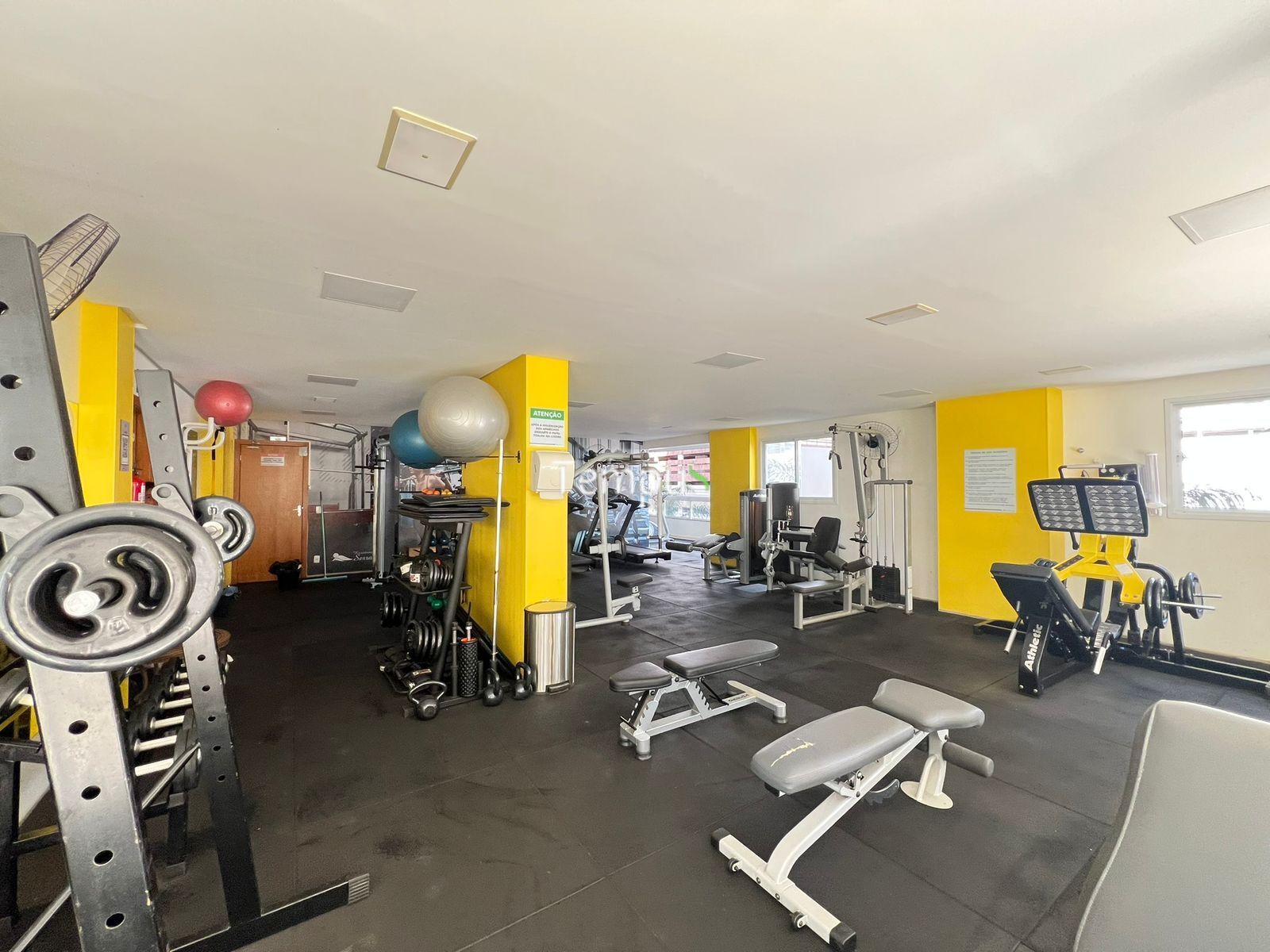 Apartamento à venda com 3 quartos, 150m² - Foto 32