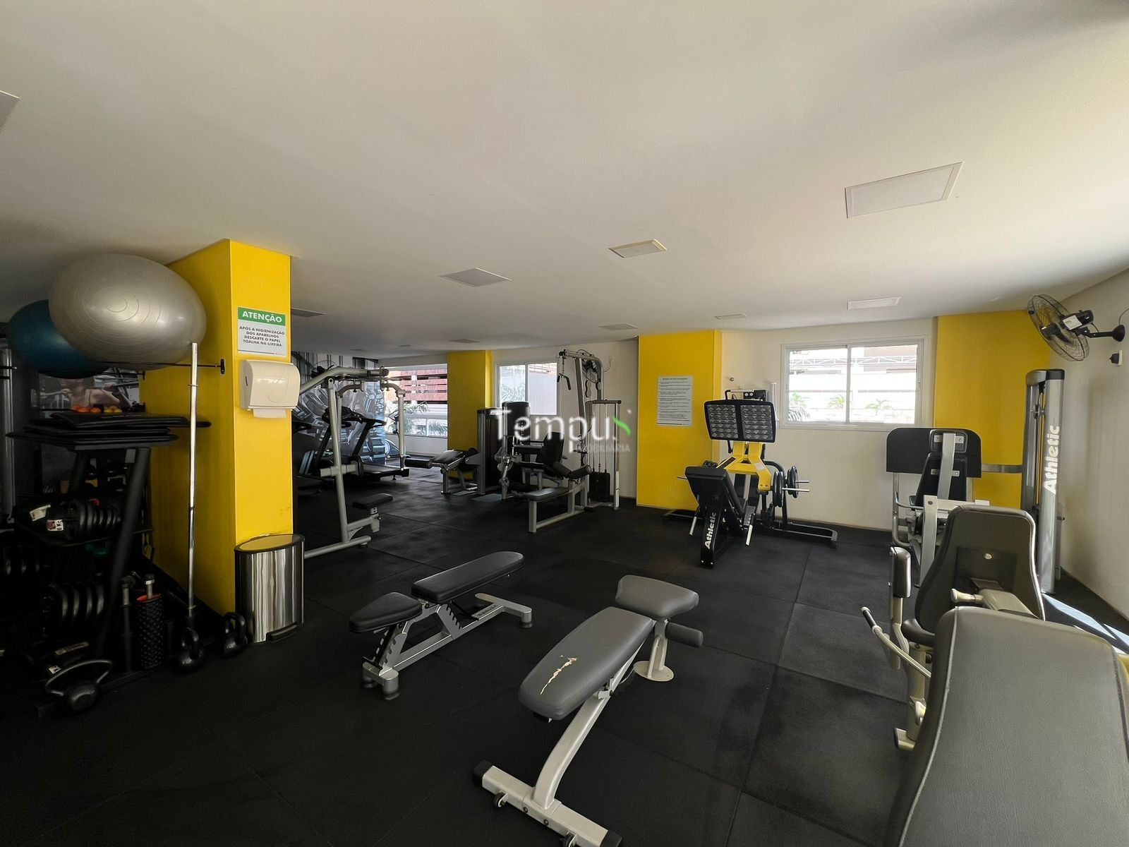 Apartamento à venda com 3 quartos, 150m² - Foto 30