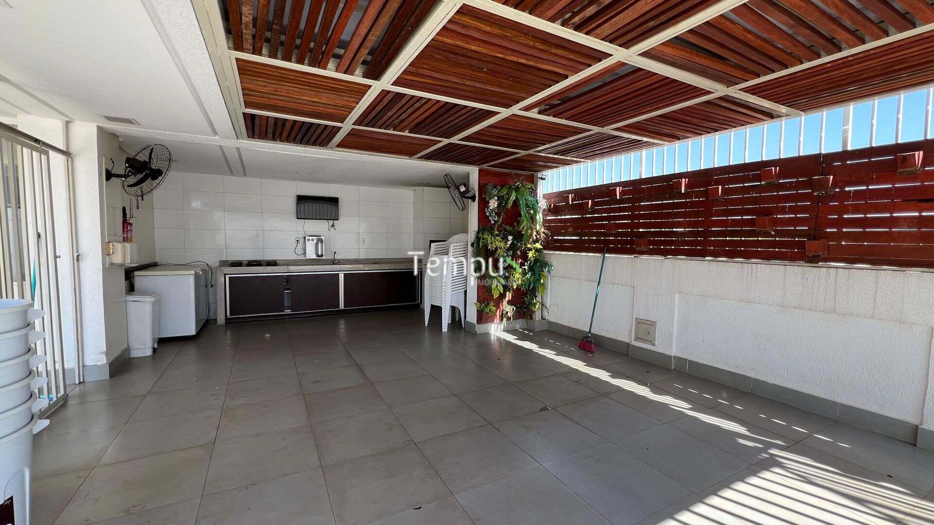 Apartamento à venda com 2 quartos, 57m² - Foto 20