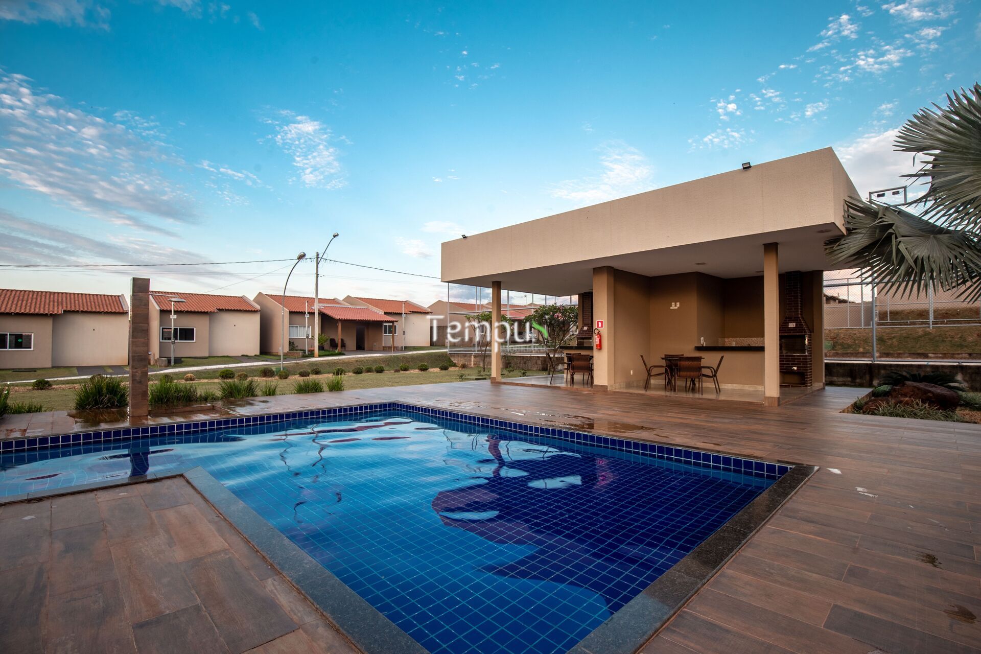 Casa à venda com 2 quartos, 57m² - Foto 34