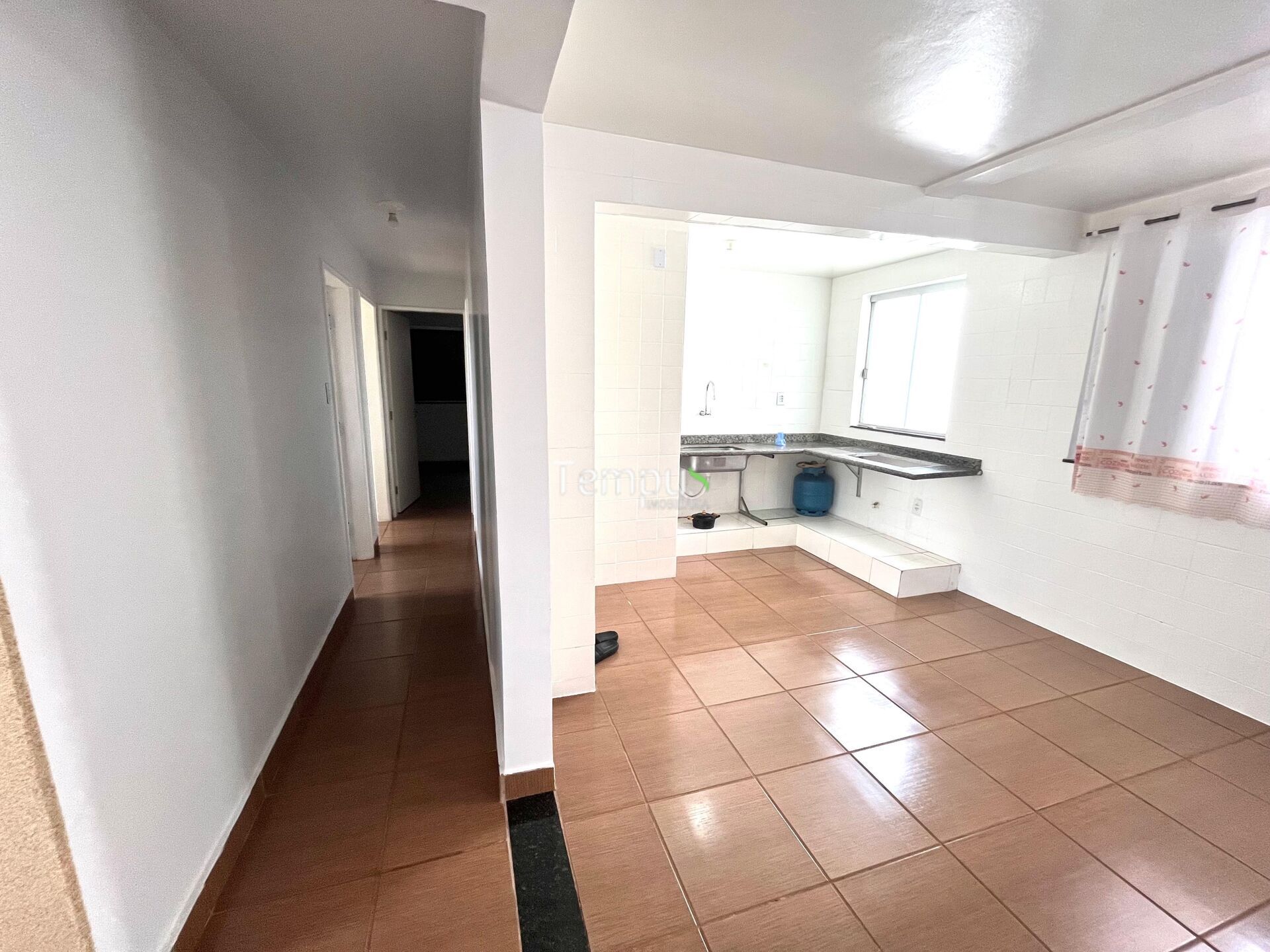 Apartamento à venda com 3 quartos, 90m² - Foto 3