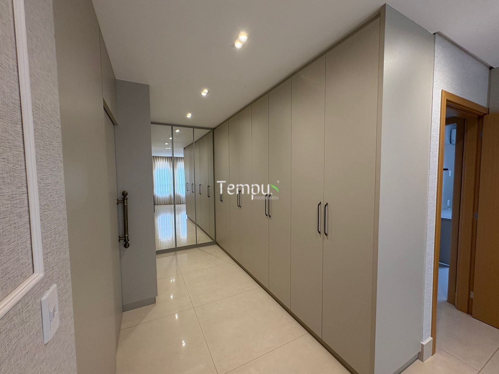 Apartamento, 3 quartos, 218 m² - Foto 9