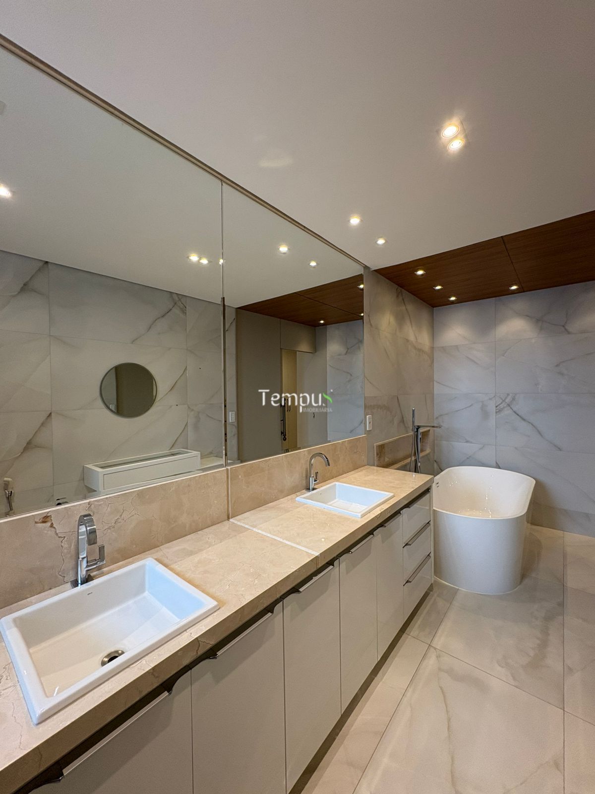 Apartamento, 3 quartos, 218 m² - Foto 5