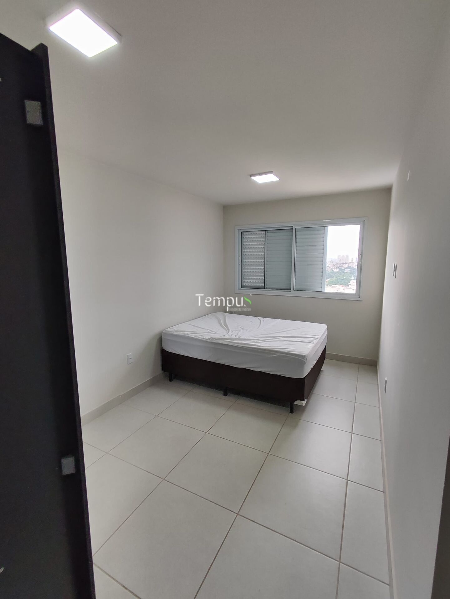 Apartamento para alugar com 2 quartos, 66m² - Foto 9