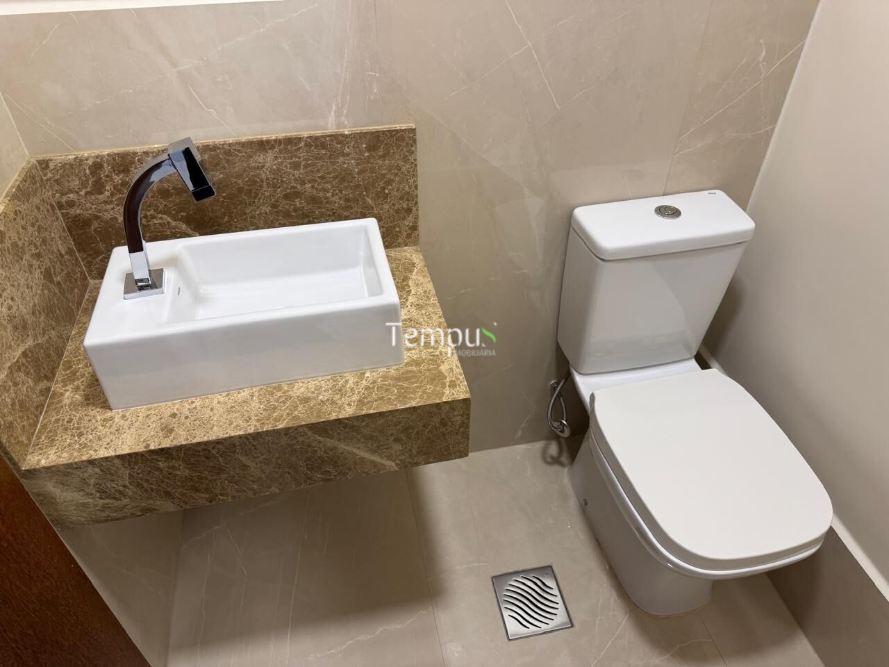 Apartamento, 3 quartos, 132 m² - Foto 2