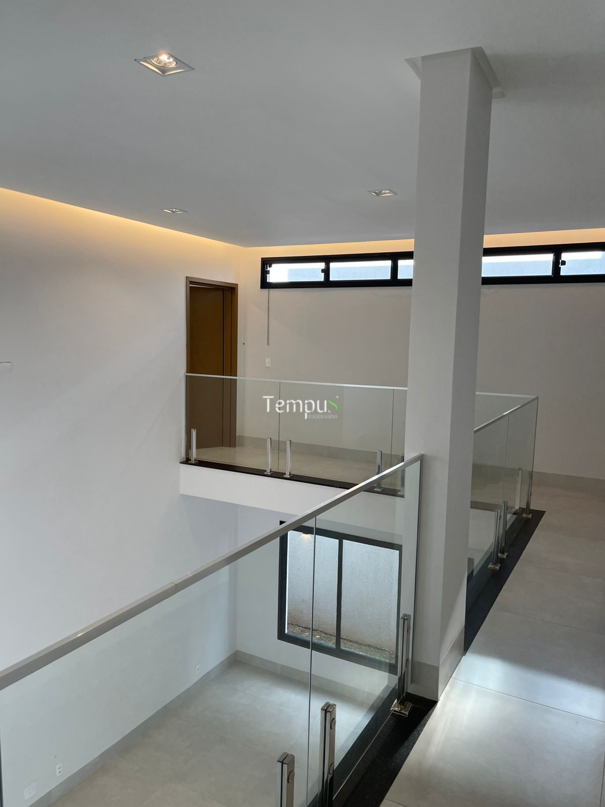 Casa de Condomínio à venda com 3 quartos, 240m² - Foto 8