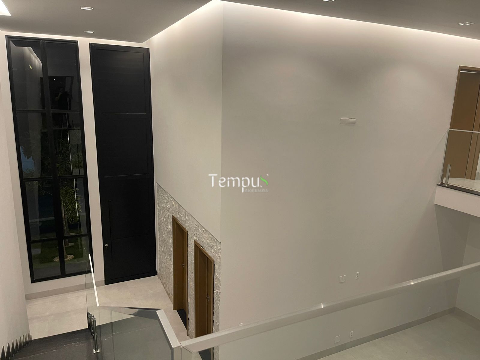 Casa de Condomínio à venda com 3 quartos, 240m² - Foto 4