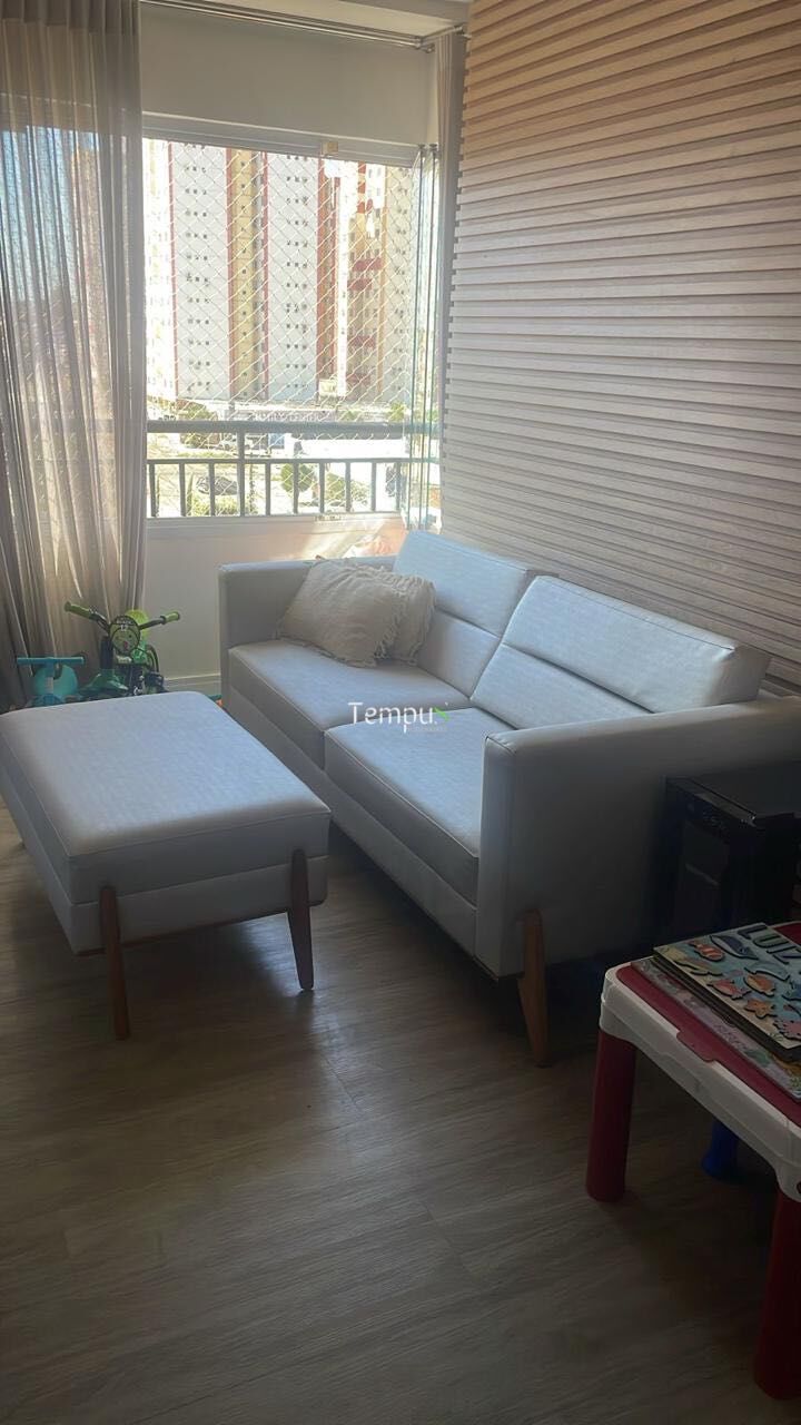 Apartamento à venda com 2 quartos, 62m² - Foto 1