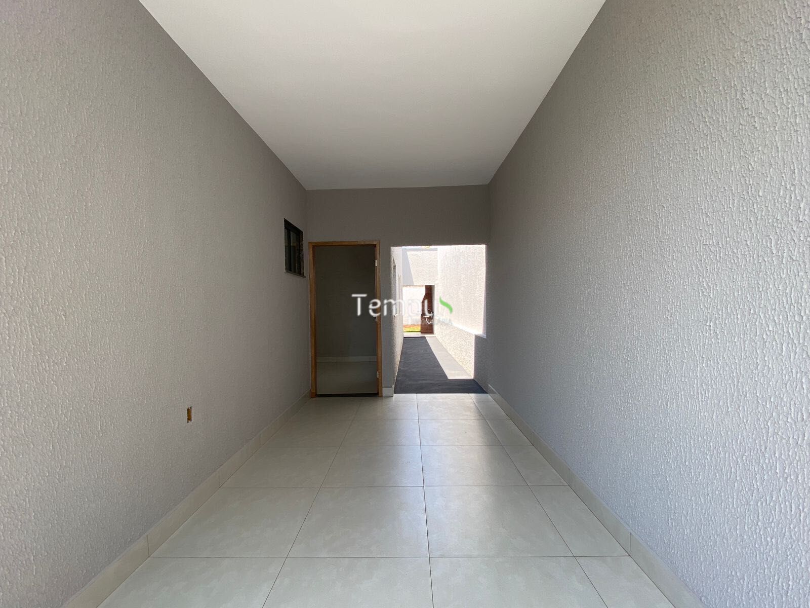 Casa à venda com 2 quartos, 94m² - Foto 2