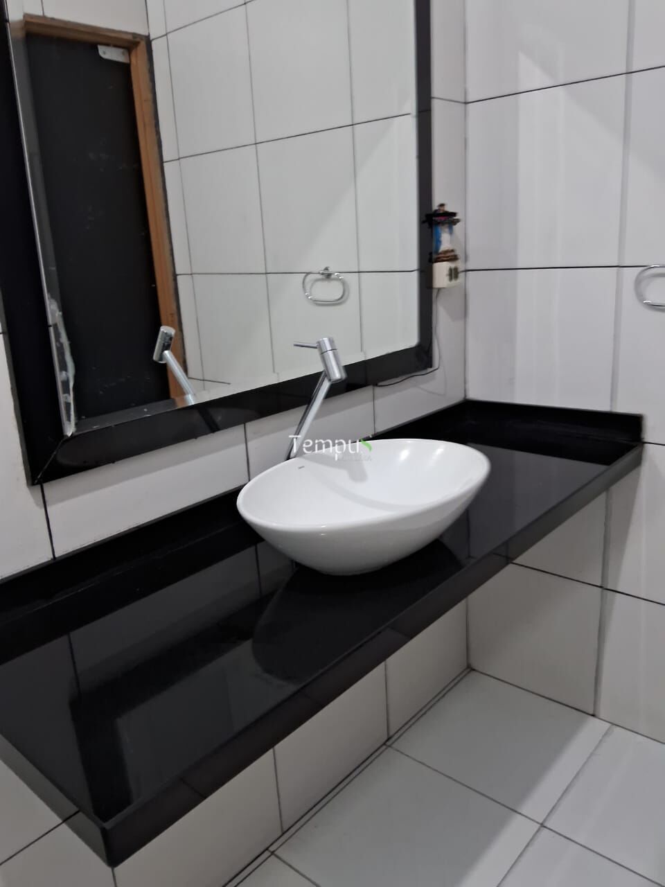 Casa para alugar com 4 quartos, 251m² - Foto 8