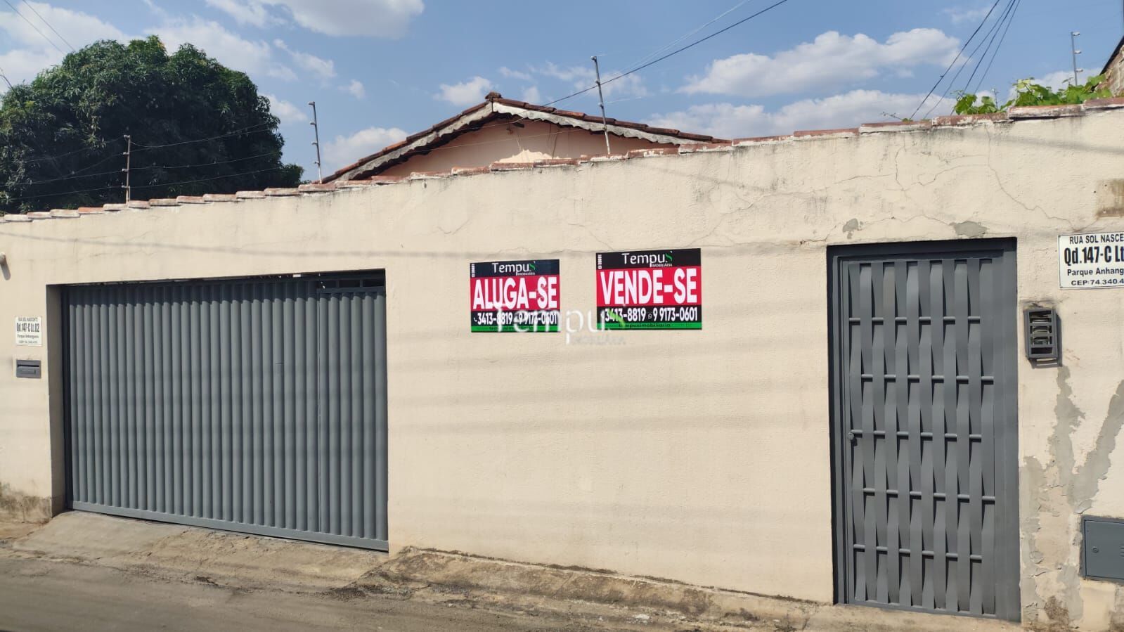 Casa para alugar com 4 quartos, 251m² - Foto 1